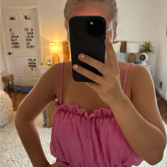Pink Ruffled Off-Shoulder Top - Picture 4 of 5